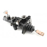 Цилиндр главный тормозной 47250-30512-71 погрузчика Toyota.