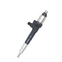 Форсунка 1J50053050 двигателя Kubota V3800. Форсунка 1J50053050 двигателя Kubota V3800.